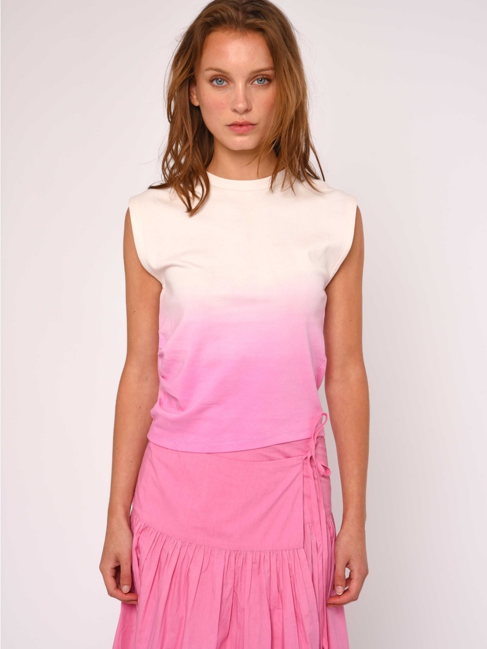 Ombre Muscle Tee in Pink and White
